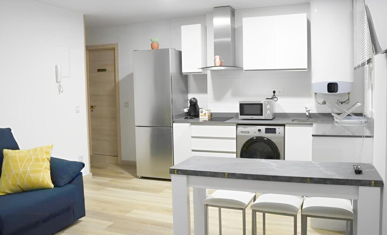 RECOMENDADO: Wifi+ 12 min ayto + 4 habs dobles + PARKING Oviedo Exterior foto