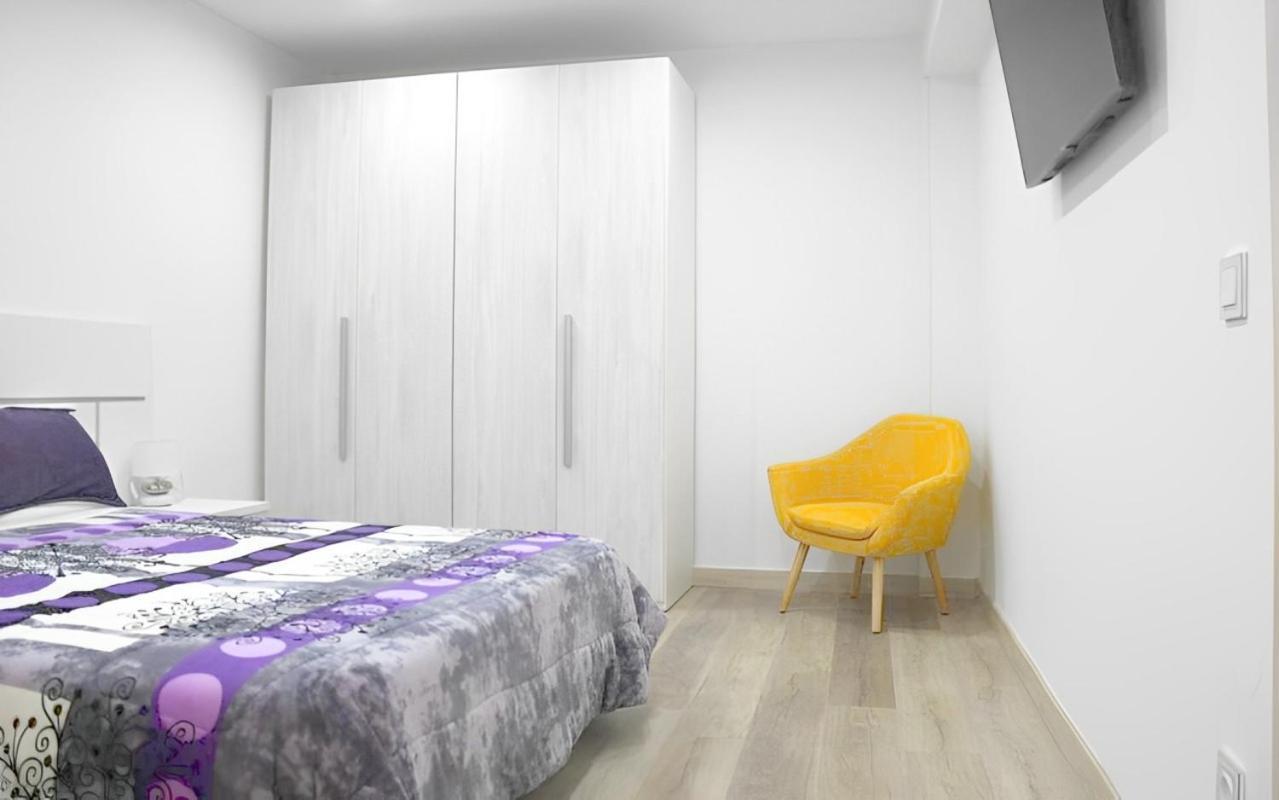 RECOMENDADO: Wifi+ 12 min ayto + 4 habs dobles + PARKING Oviedo Exterior foto